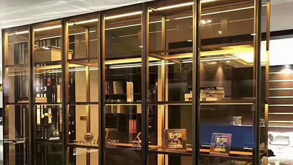 定制恒溫酒窖，價格和工藝是成正比的-心玲不銹鋼酒柜廠家